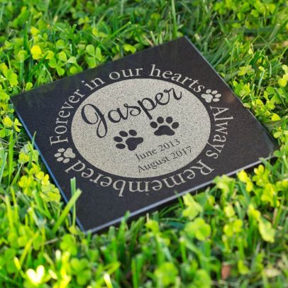 Personalized Engraved Pet Memorial Stone Paw Circle Forever in Our Hearts